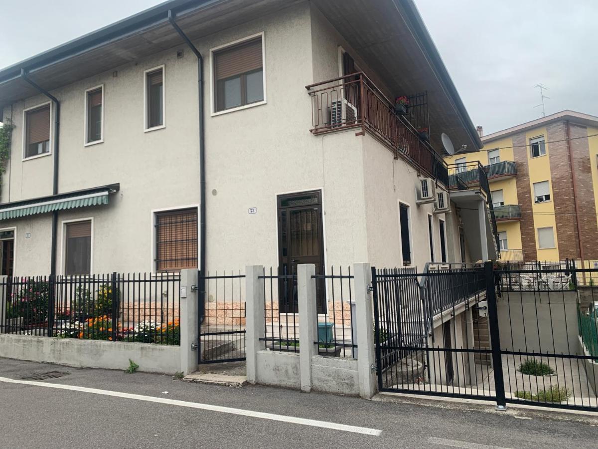 Appartamenti Affitti Brevi Verona / G.B Rossi Friendly Exteriör bild