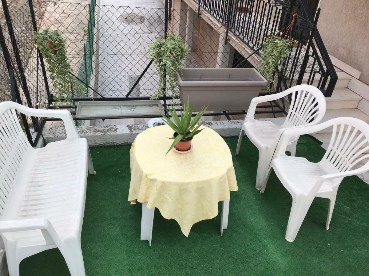 Appartamenti Affitti Brevi Verona / G.B Rossi Friendly Exteriör bild